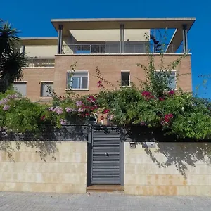 Сasa de vacaciones House